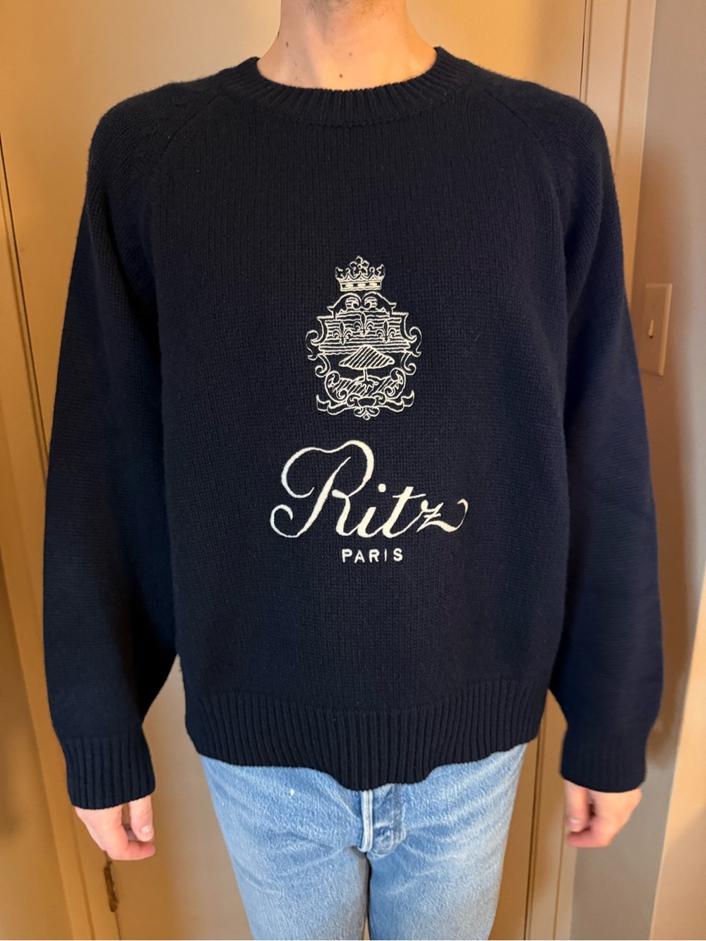 FRAME Ritz Unisex Cashmere Sweater